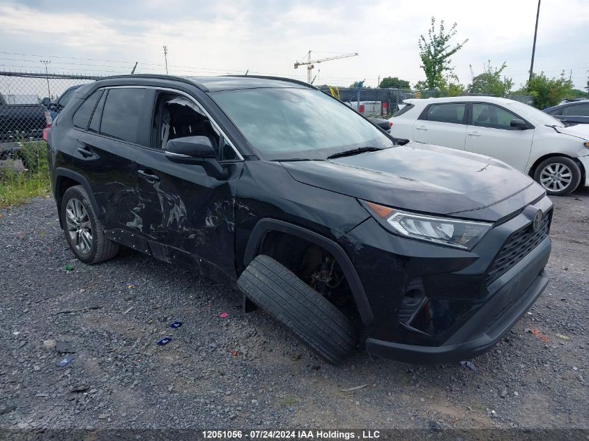 VIN: 2T3R1RFV6MC177571 | TOYOTA RAV4 2021 XLE Black free car