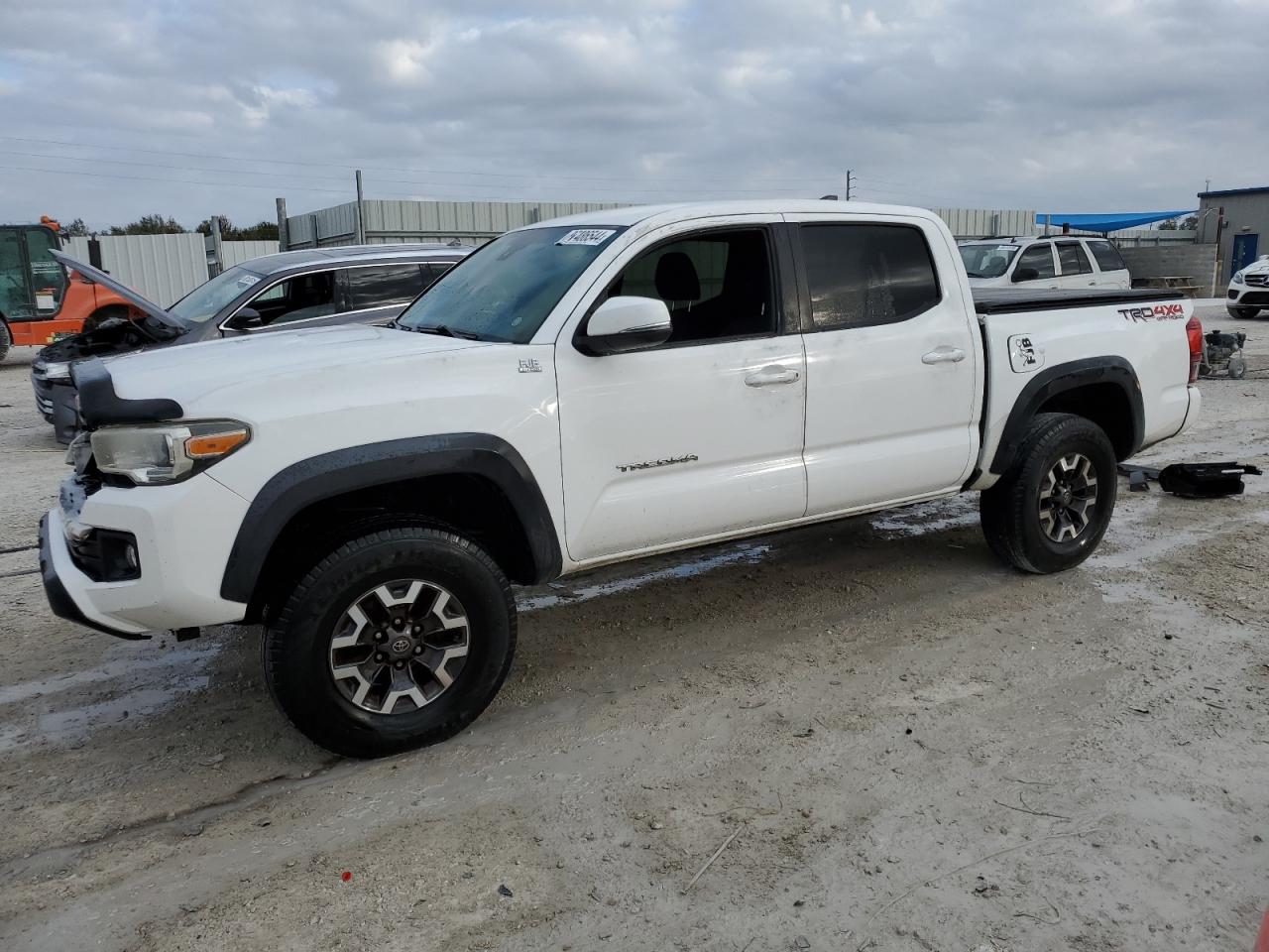 TOYOTA TACOMA 2018. Lot# 87486544. VIN 3TMCZ5AN3JM174668. Photo 1