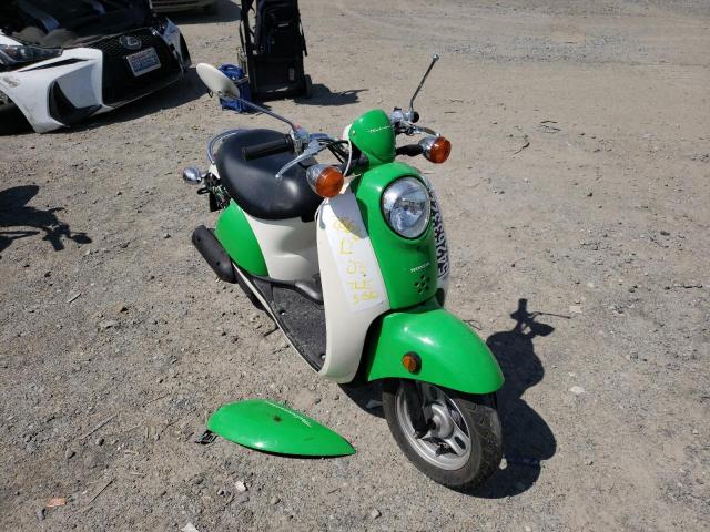 HONDA SCOOTER 2005. Lot# 54263322. VIN JH2AF60085K300362. Photo 1