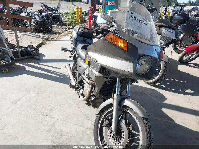 HONDA GL650 1983. Lot# 39839578. VIN JH2RC1012DM001993. Photo 1