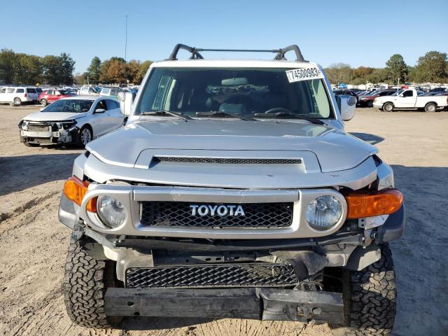 VIN: JTEBU11F970050276 | TOYOTA FJ CRUISER 2007 SILVER 4.0L 6 free