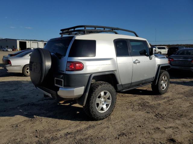 VIN: JTEBU11F970050276 | TOYOTA FJ CRUISER 2007 SILVER 4.0L 6 free