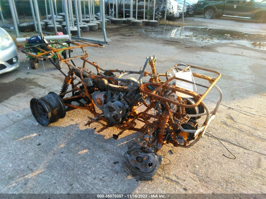 YAMAHA YFM400 2000. Lot# 35070357. VIN JY4AJ03W6YA004091. Photo 1