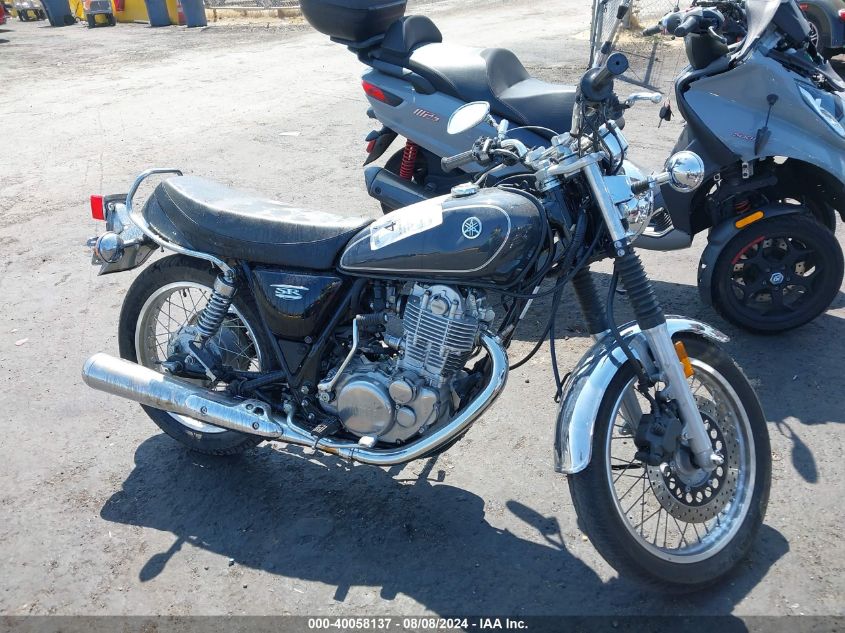 YAMAHA SR400 2015. Lot# 40058137. VIN JYARH04E5FA000631. Photo 1
