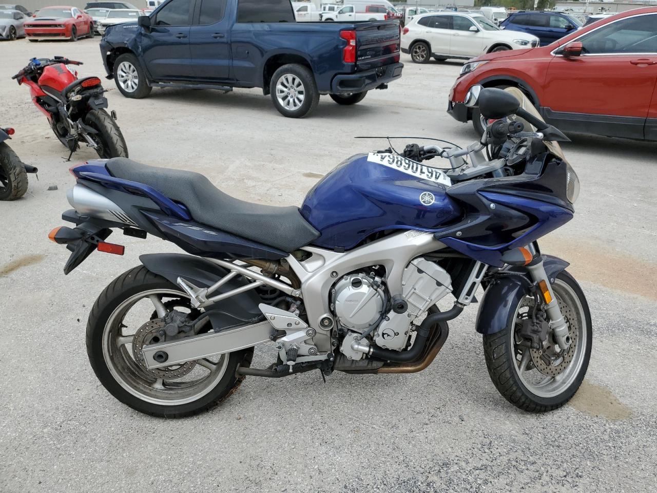 YAMAHA FZ6 2005. Lot# 75484274. VIN JYARJ08E55A002604. Photo 1