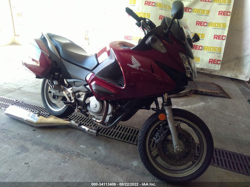 HONDA NT700 2010. Lot# 34113406. VIN VTMRC5221AE000340. Photo 1