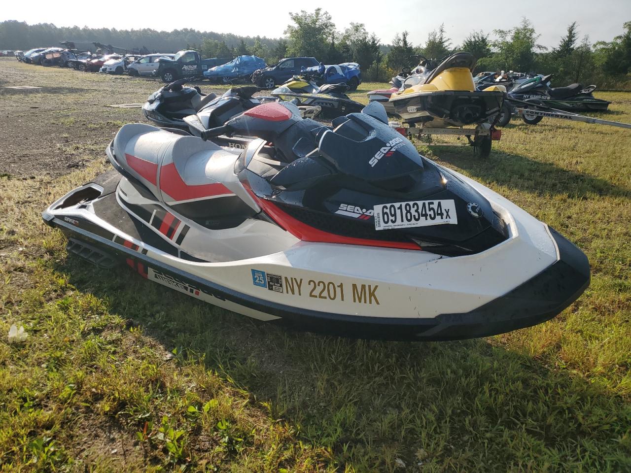 SEAD WAKE 2013. Lot# 69183454. VIN YDV14009F313. Photo 1