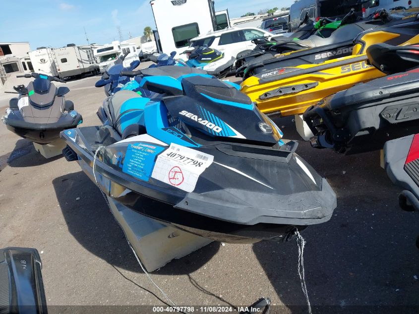 SEADOO SEADOO 2018. Lot# 40797798. VIN YDV37639L718. Photo 1
