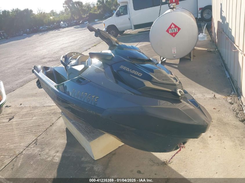 SEADOO GTX-300 LIMITED 2022. Lot# 41235359. VIN YDV39983L122. Photo 1